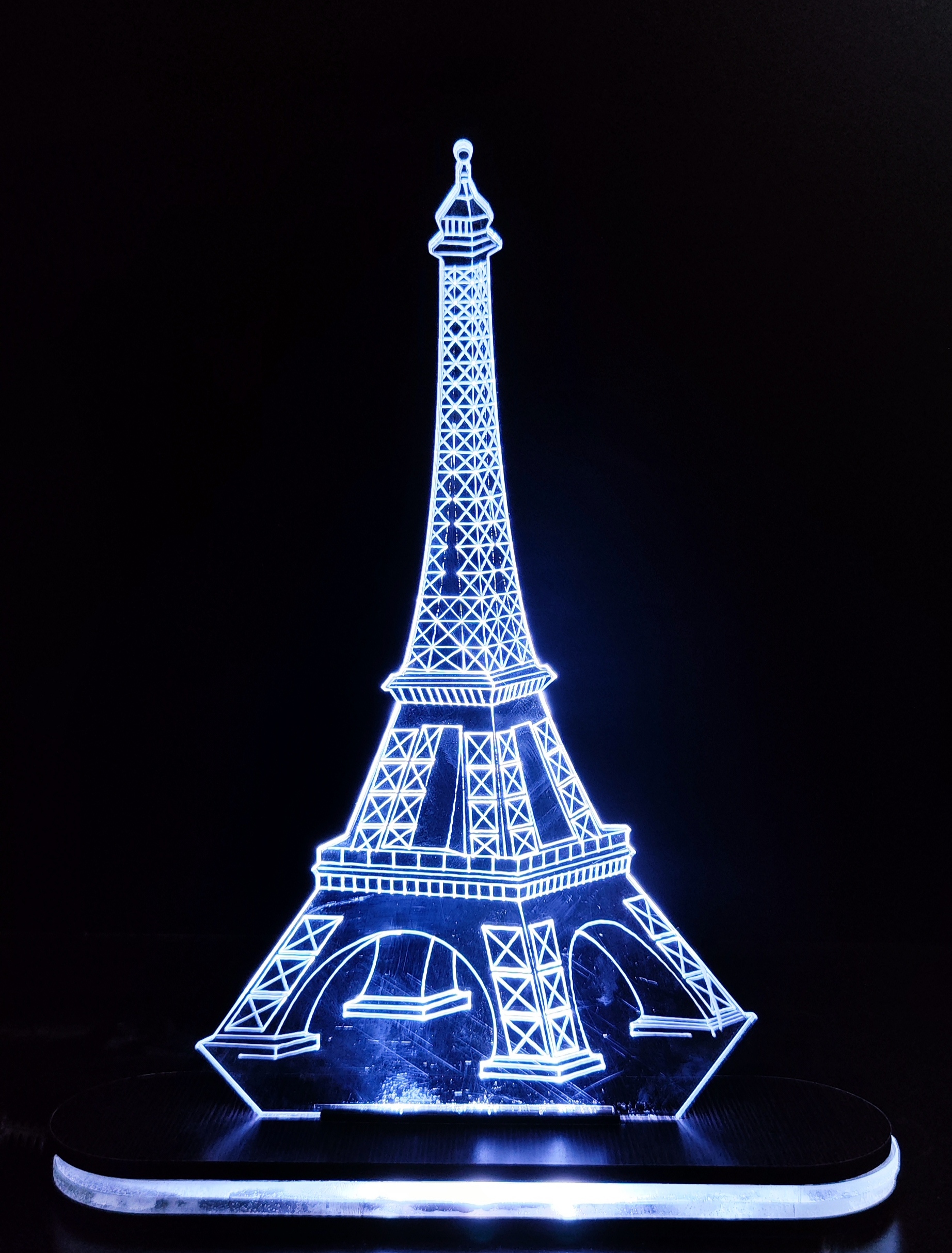 Personalized Eiffel Tower Acrylic 3d Illusion Led Lamp With Color Changing